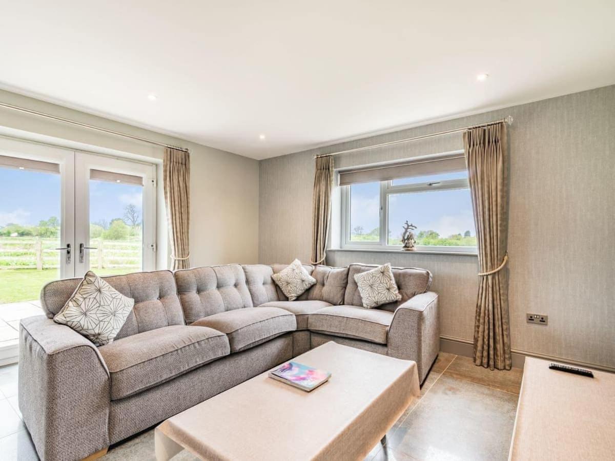 Mya Cottage Wilpshire エクステリア 写真
